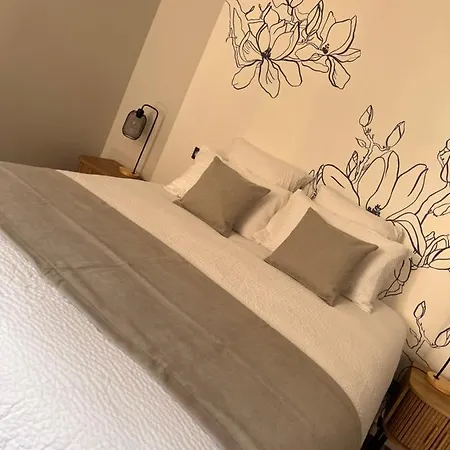 Hotel Logis De France 2*