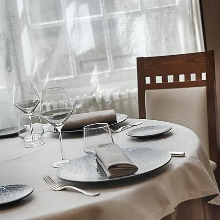 Logis De France 2* La Cote-Saint-Andre