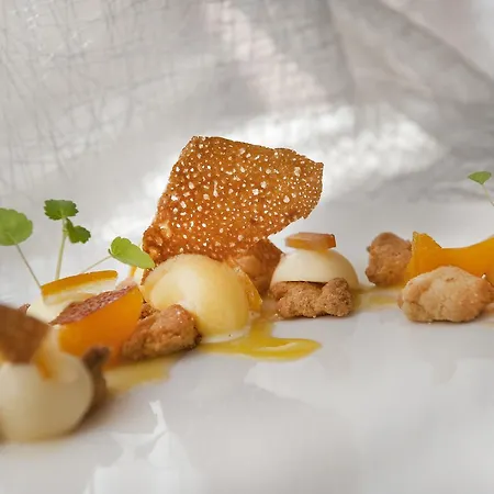 Hotel Logis De France 2*
